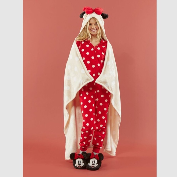 NWT Forever 21 Disney Minnie Mouse Throw Blanket - Picture 2 of 10